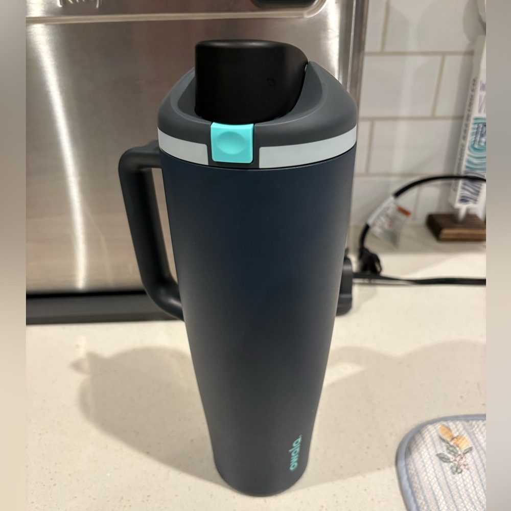 Owala Navy Water Bottle with Handle